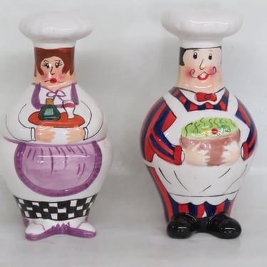 Mr and Mrs Chef Salt and Pepper Shakers Porcelain Hand Painted 3833B