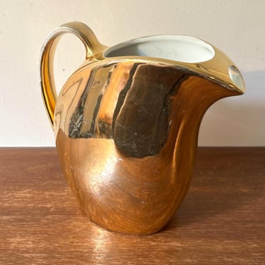 Vintage Hall Golden Glo Riviera Large Pitcher w Ice Lip #2633 | 22k Gold | Art Deco Mid Century Modern Party Drink Water Serving Flower Vase 